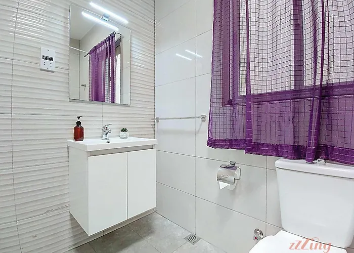 Bright Flat In * المليحة