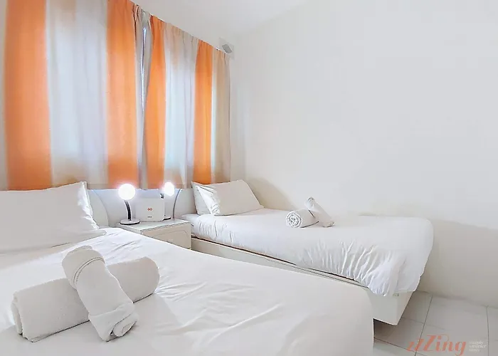 아파트 Bright Flat In 멜리에하